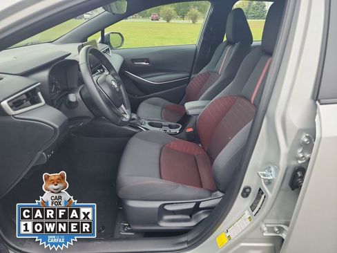 Used 2025 Toyota Corolla SE image 11