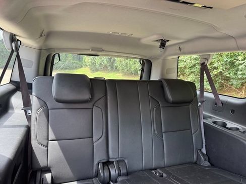 Used 2017 Chevrolet Suburban LT AWD/4WD image 28
