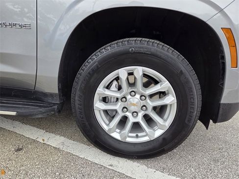 Certified 2025 Chevrolet Tahoe LT image 28