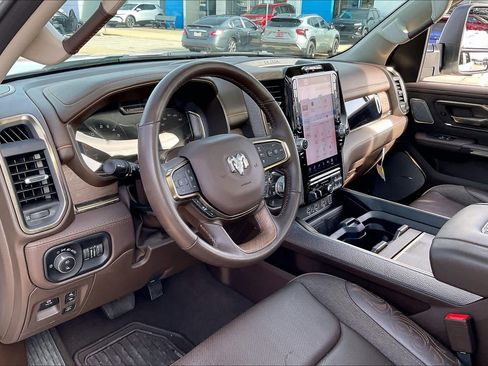 Used 2025 RAM 1500 Limited w/ Trailer Tow Group image 16