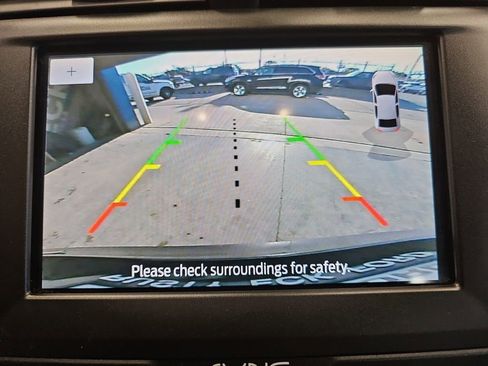 Used 2020 Ford Fusion SE FWD image 20