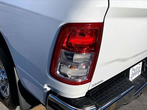 Used 2024 RAM 2500 Tradesman w/ Chrome Appearance Group image 31