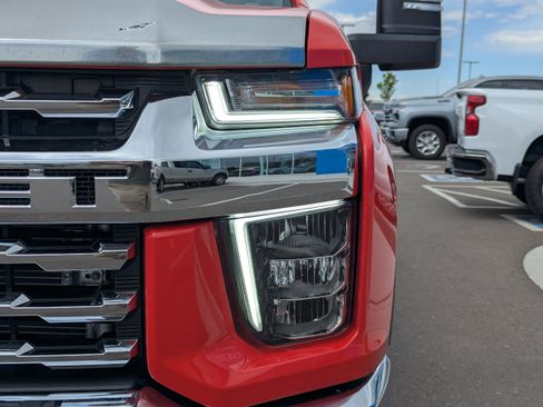 Certified 2021 Chevrolet Silverado 2500 LTZ AWD/4WD image 47