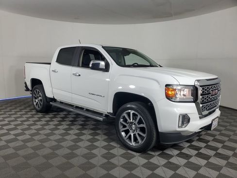 Used 2021 GMC Canyon Denali image 2