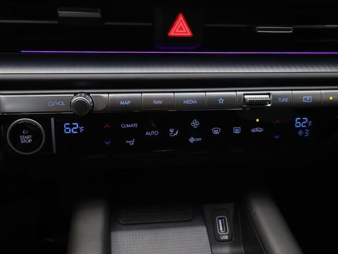 Used 2025 Hyundai Ioniq 6 SEL RWD image 25