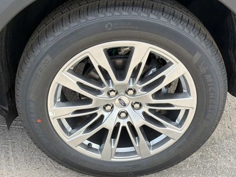 New 2026 Ford Explorer Platinum RWD image 18