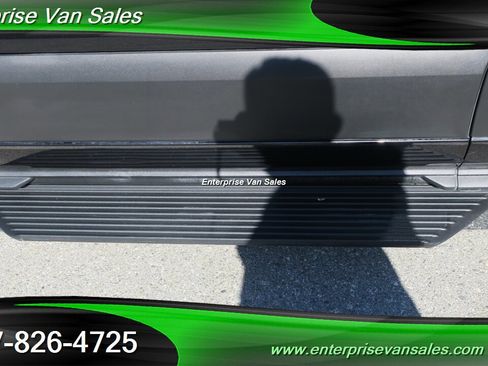 Used 2023 Ford Transit 350 XLT image 12