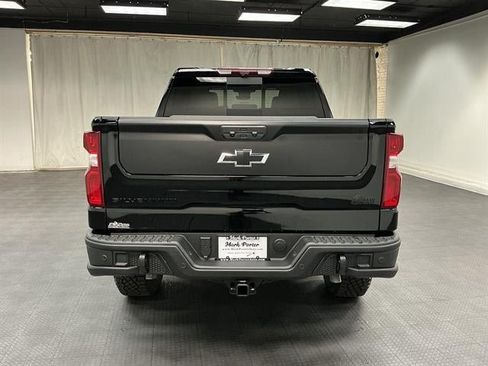 New 2026 Chevrolet Silverado 1500 ZR2 w/ ZR2 Bison Edition AWD/4WD image 4