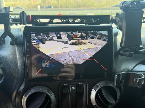 Used 2017 Jeep Wrangler Sport w/ Quick Order Package 24S image 20