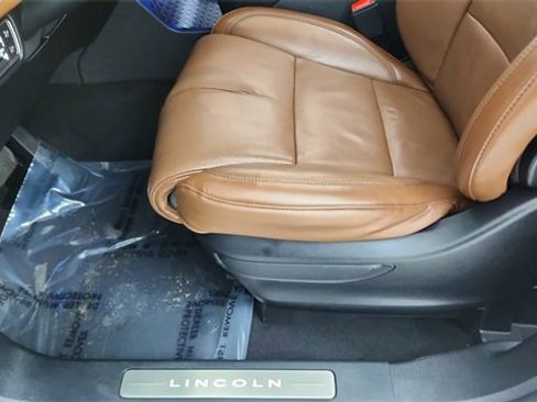 Used 2020 Lincoln Aviator Reserve w/ Equipment Group 202A image 37