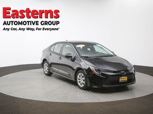 Used 2025 Toyota Corolla LE image 50