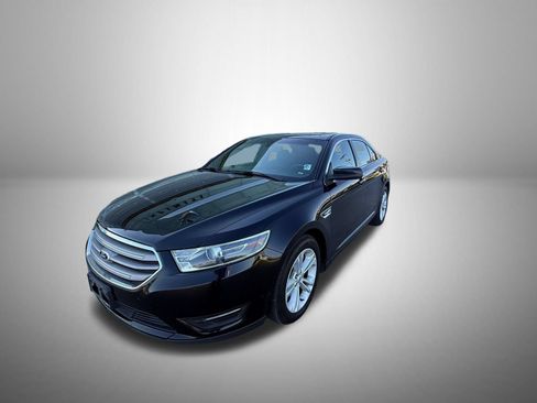 Used 2016 Ford Taurus SEL FWD image 2