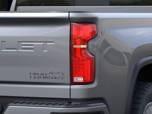 New 2026 Chevrolet Silverado 2500 High Country w/ High Country Premium Package AWD/4WD image 11
