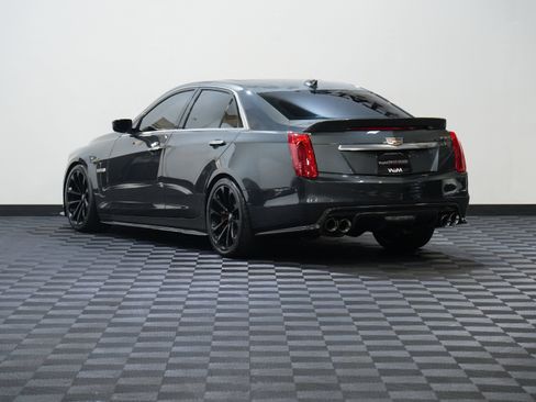 Used 2016 Cadillac CTS V w/ Luxury Package RWD image 8