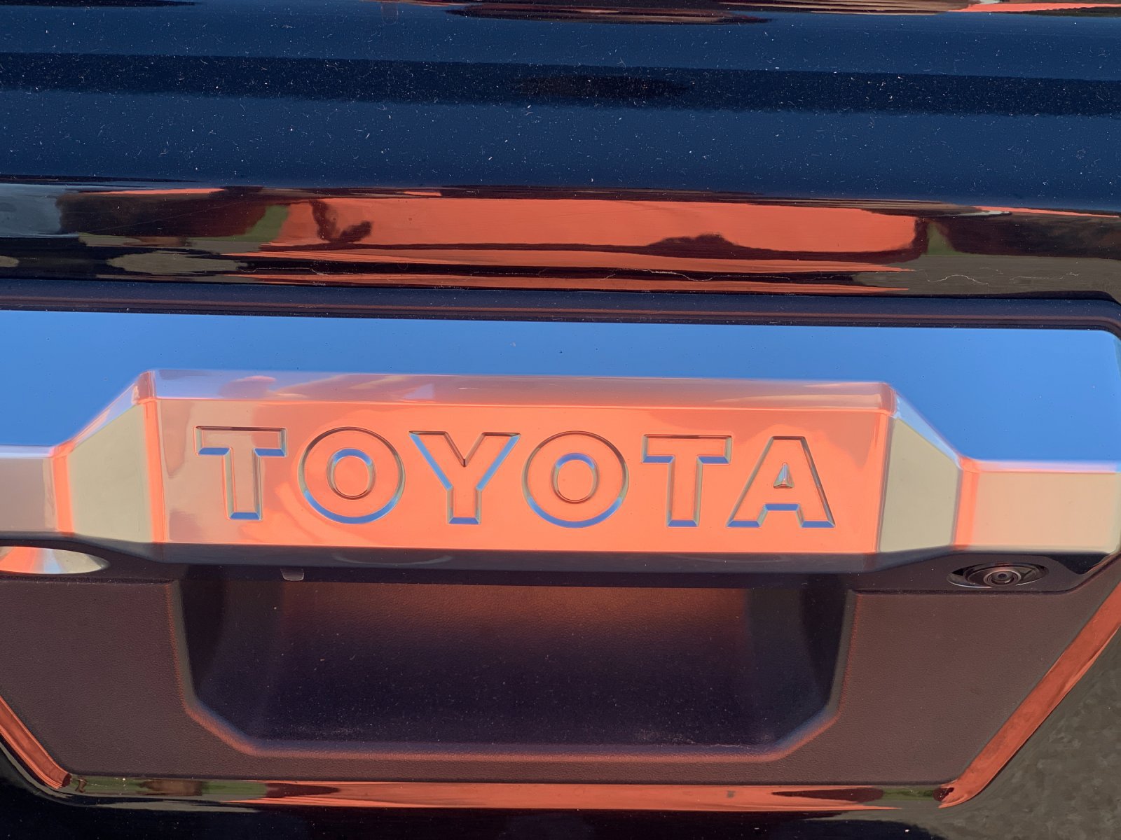 Used 2024 Toyota Tacoma Limited w/ Limited Package (LT) AWD/4WD image 35