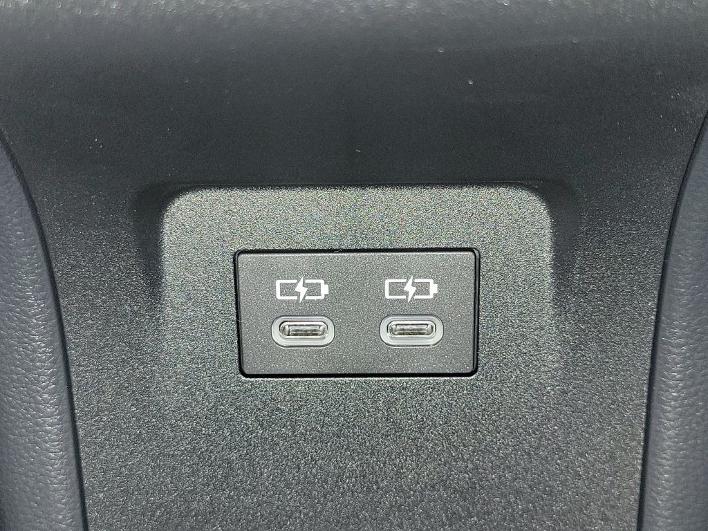 New 2027 Toyota Prius XLE FWD image 13