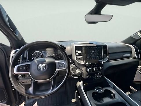 Used 2022 RAM 1500 Big Horn w/ Night Edition AWD/4WD image 13