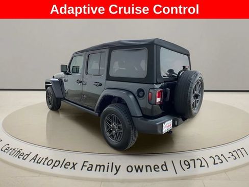 Used 2024 Jeep Wrangler Unlimited Sport AWD/4WD image 3