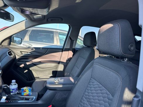 Used 2018 Chevrolet Equinox LT AWD/4WD image 5