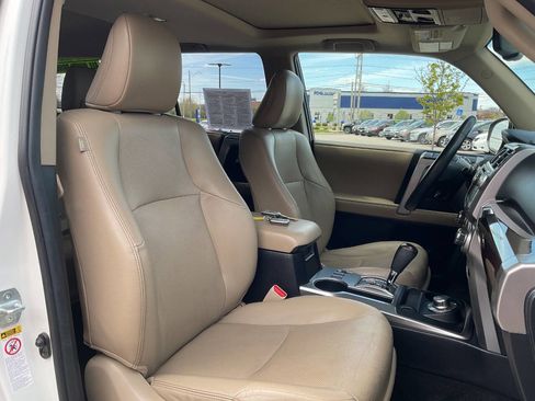 Used 2014 Toyota 4Runner Limited AWD/4WD image 45