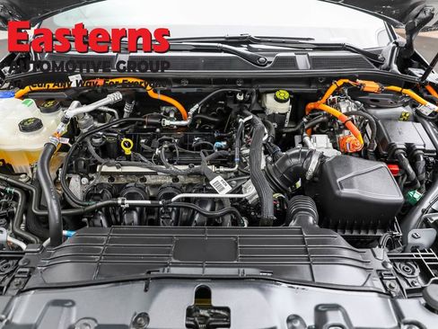 Used 2025 Lincoln Corsair Grand Touring w/ Towing Package image 7