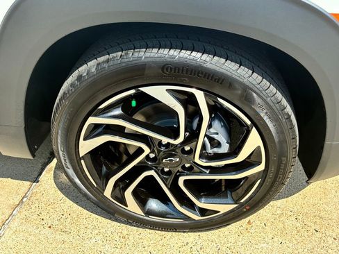 New 2026 Chevrolet TrailBlazer RS w/ Convenience Package image 3