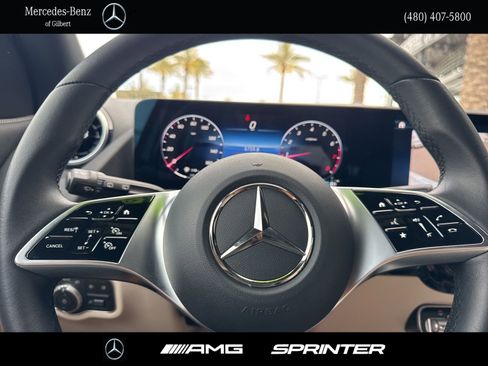 Certified 2026 Mercedes-Benz GLA 250 image 27