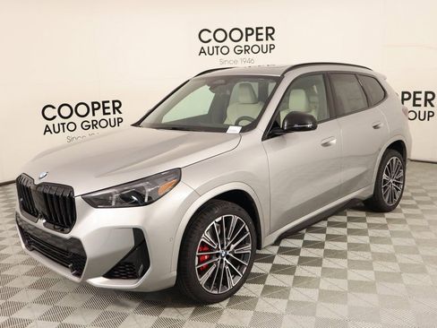 New 2025 BMW X1 xDrive28i w/ Technology Package image 11