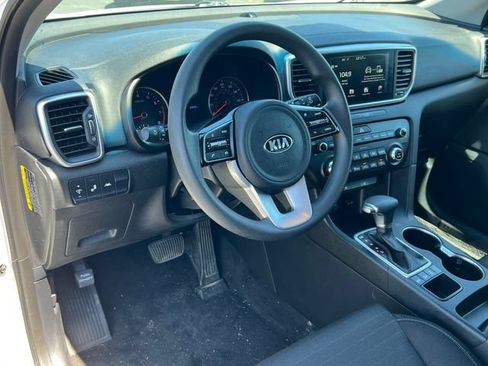 Used 2020 Kia Sportage LX w/ LX Popular Package AWD/4WD image 16