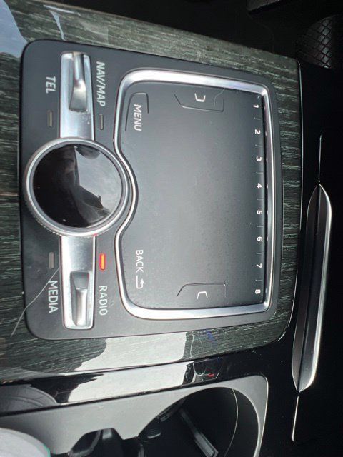 Used 2018 Audi Q7 3.0T Prestige w/ Prestige Package AWD/4WD image 19