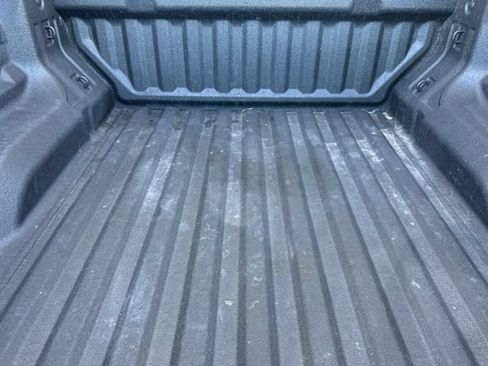Used 2025 Chevrolet Colorado Trail Boss AWD/4WD image 17