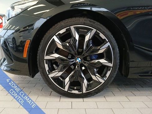 Used 2026 BMW 530i RWD image 5