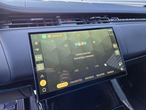 Used 2024 Land Rover Range Rover Sport SE image 20