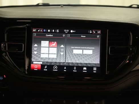 Used 2024 Dodge Durango GT AWD/4WD image 5