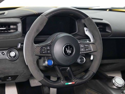 Used 2023 Maserati MC20 Coupe image 12