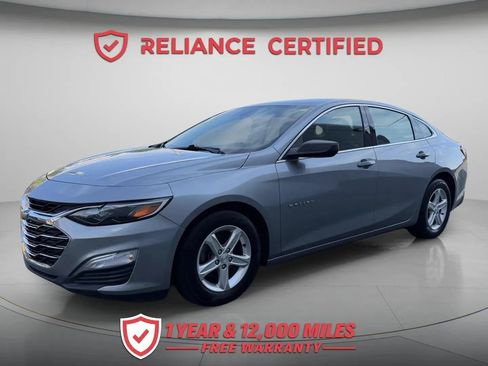 Used 2023 Chevrolet Malibu LS FWD image 2