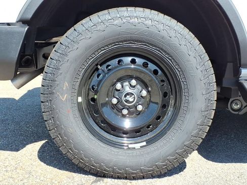 New 2026 Ford Bronco Outer Banks w/ Black Appearance Package AWD/4WD image 7