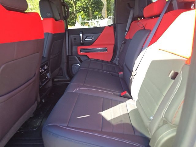 Used 2026 GMC Hummer EV 4x4 Crew Cab w/ Carbon Fiber Edition Package image 14