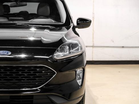 Used 2021 Ford Escape SEL image 41