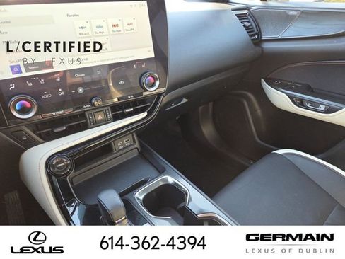 Certified 2022 Lexus NX 300h AWD image 43