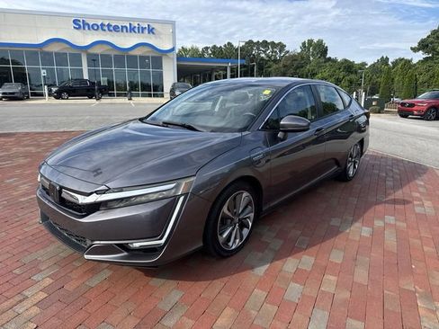Used 2018 Honda Clarity Touring image 1