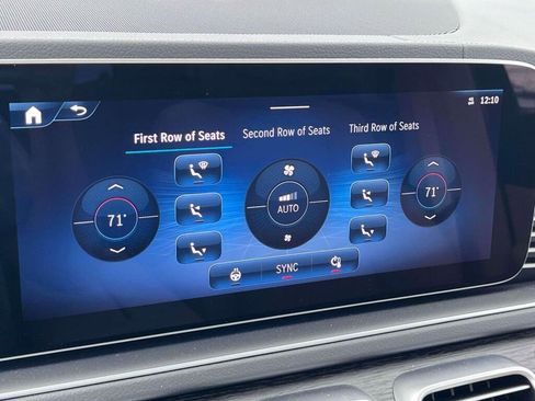 New 2026 Mercedes-Benz GLS 450 4MATIC image 33