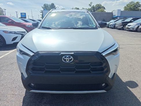 Used 2026 Toyota Corolla Cross XLE AWD/4WD image 2
