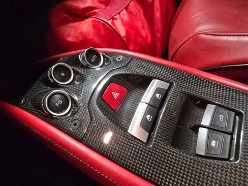 Used 2015 Ferrari 458 Spider RWD image 27