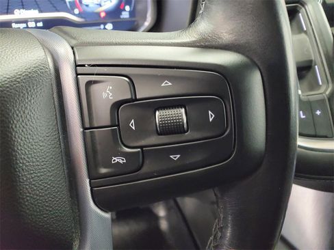 Used 2022 GMC Yukon XL SLE image 14