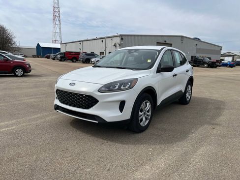 Used 2021 Ford Escape S image 3