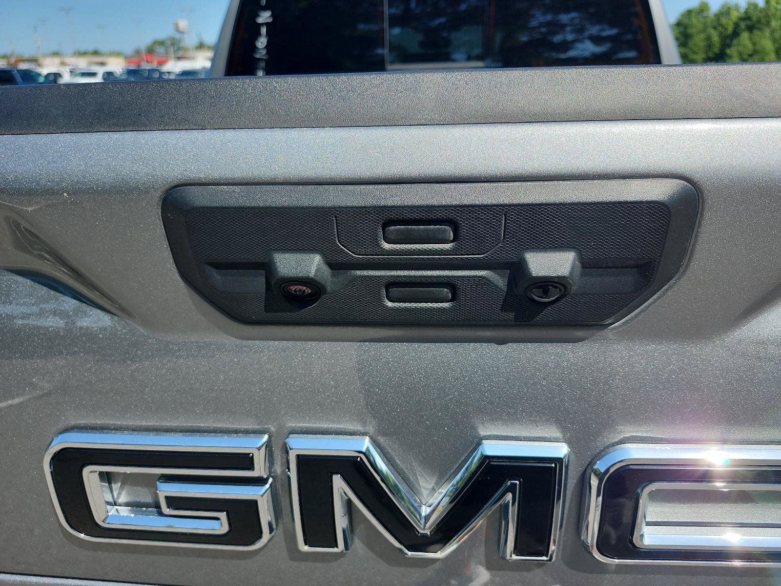 Used 2026 GMC Sierra 1500 AT4 w/ AT4 Premium Package AWD/4WD image 12