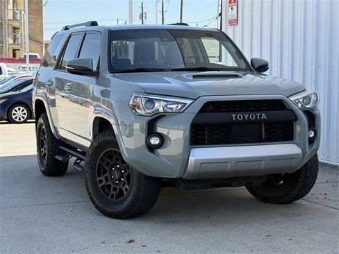Used 2023 Toyota 4Runner TRD Off-Road Premium w/ Moonroof Package image 2