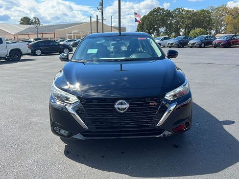 New 2025 Nissan Sentra SR w/ SR Premium Package image 2