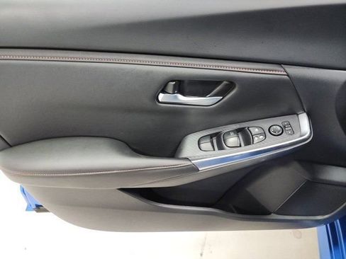 Used 2024 Nissan Sentra SR FWD image 22